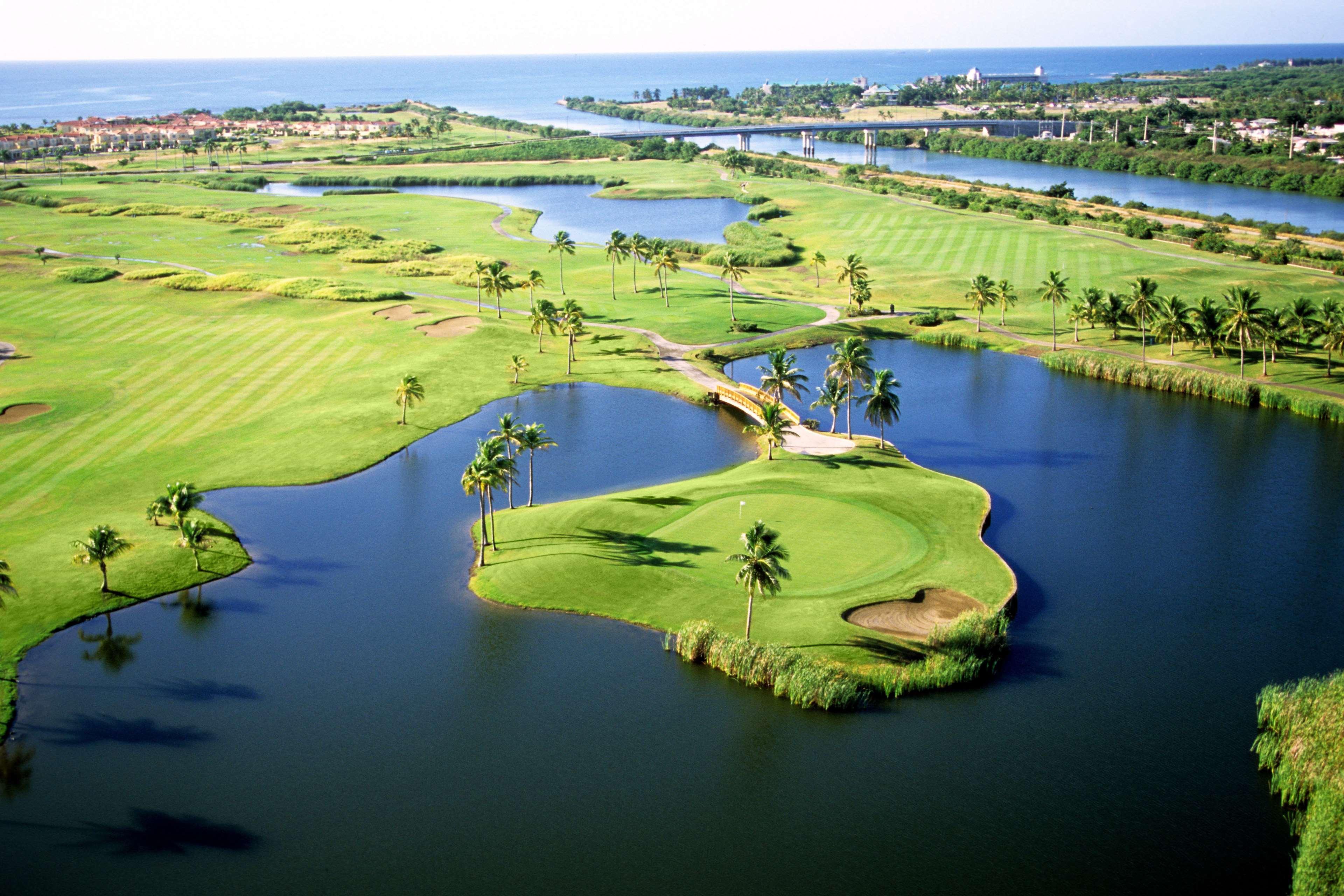Hilton Ponce Golf & Casino Resort Екстериор снимка