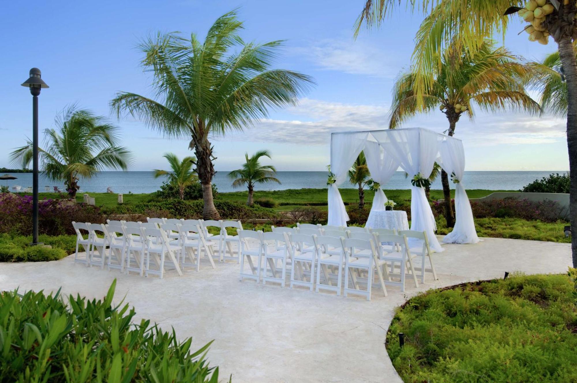 Hilton Ponce Golf & Casino Resort Екстериор снимка